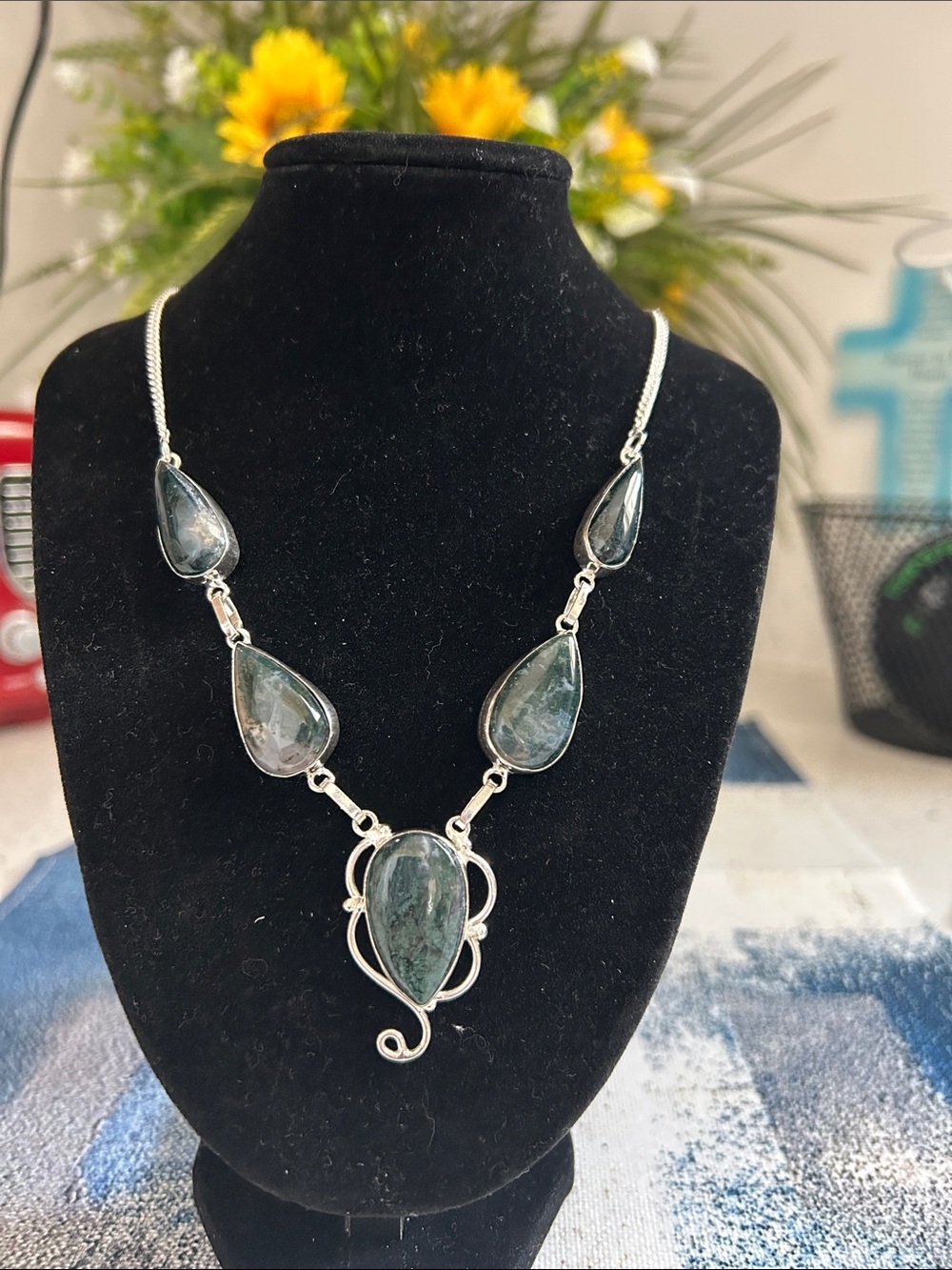 Sterling Silver Teardrop Moss Agate Gemstone Necklace.